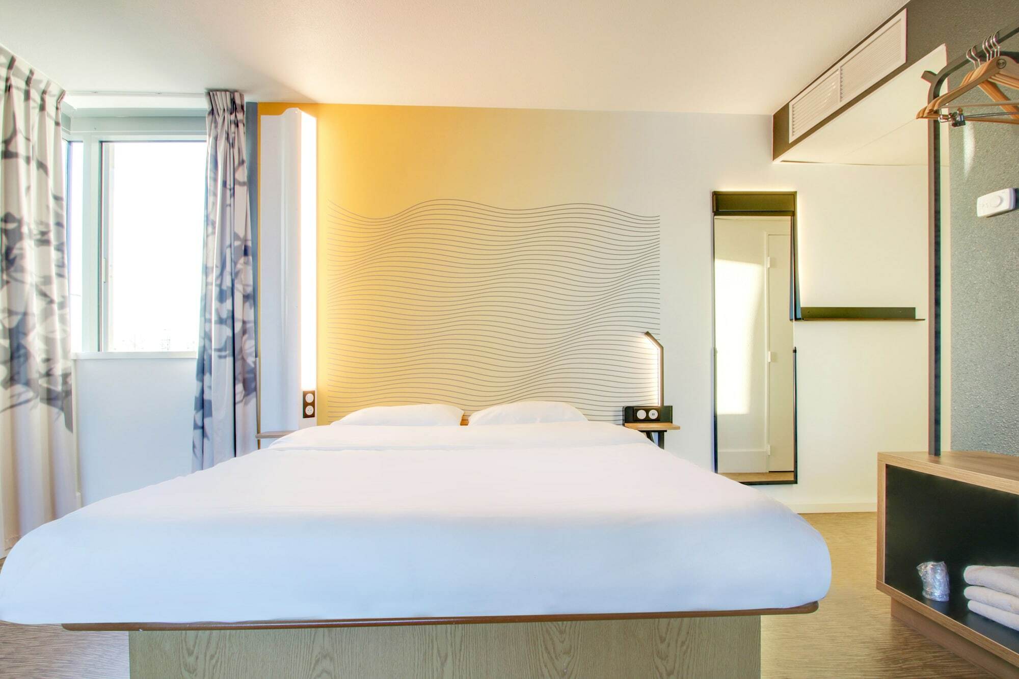 B&B Hotel Reims Bezannes Екстериор снимка